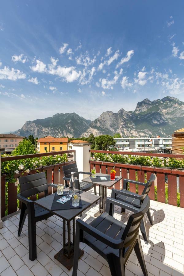 Hotel Santoni Freelosophy *** Торболе Экстерьер фото
