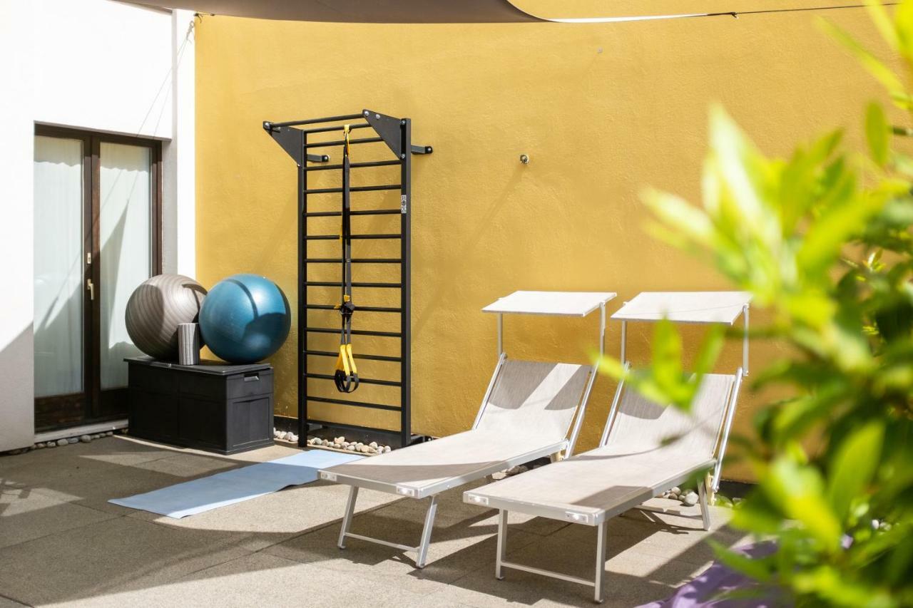 Hotel Santoni Freelosophy *** Торболе Экстерьер фото